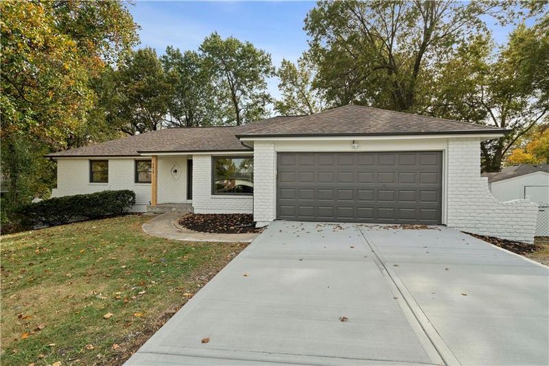 4219 E 104th St, Kansas City, MO 64137