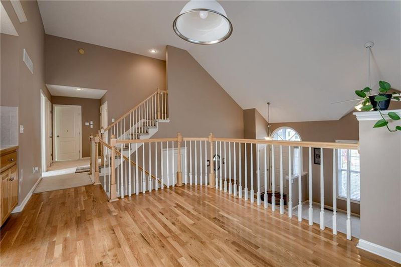 5603 NW 88th St, Kansas City, MO 64154