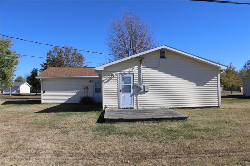 1620 N Walnut St, Iola, KS 66749