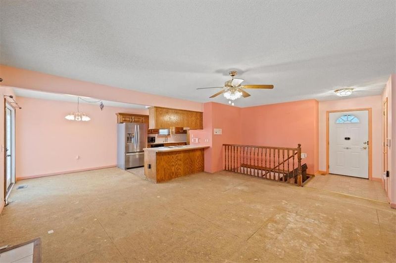 14819 E 48th St, Kansas City, MO 64136