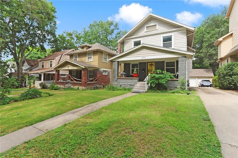 6206 Harrison St, Kansas City, MO 64110