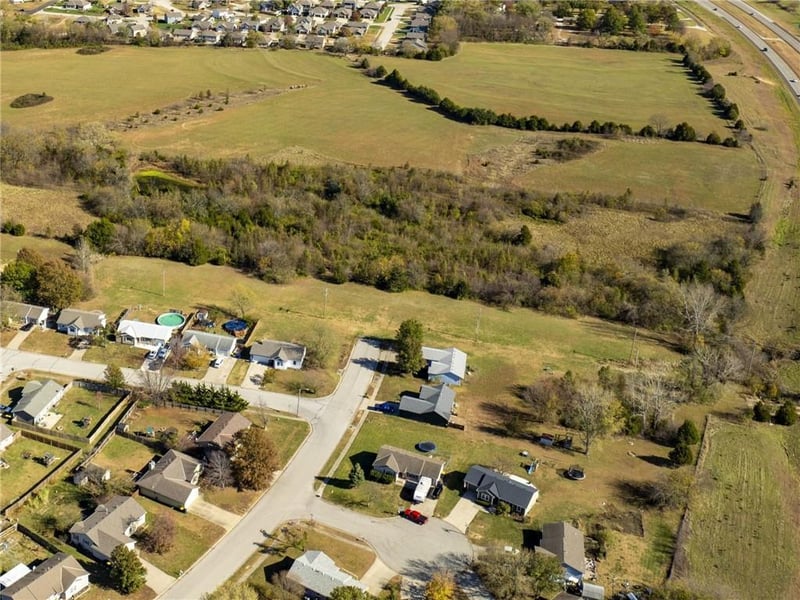 800 18th St, Eudora, KS 66025