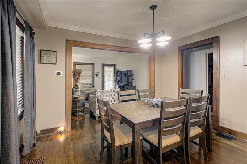 7536 Harrison St, Kansas City, MO 64131