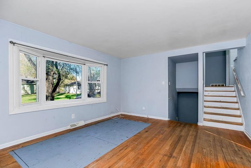 8307 E 110th St, Kansas City, MO 64134