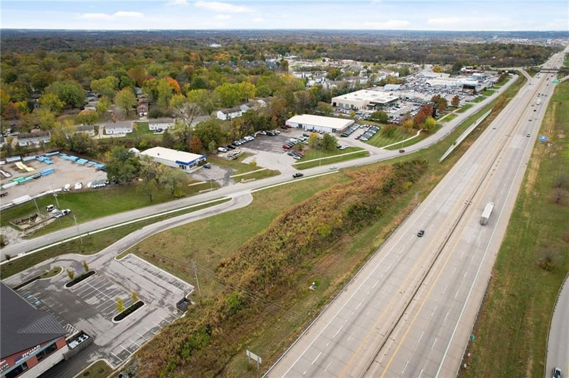 2701 NW South Outer Rd, Blue Springs, MO 64015