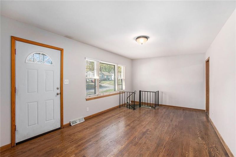 11411 Jackson Ave, Kansas City, MO 64137
