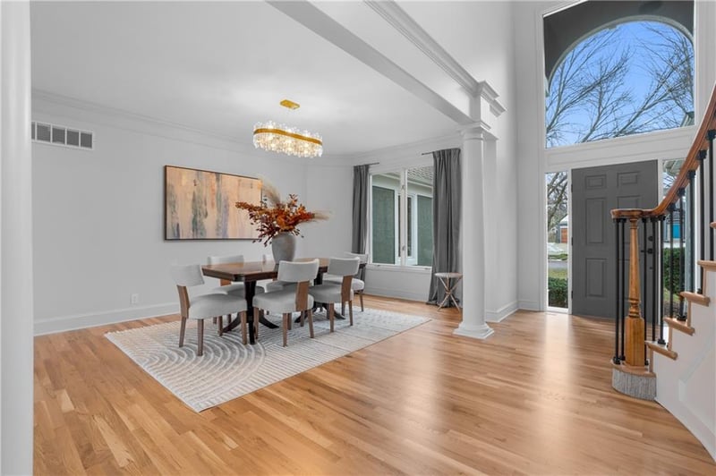 5604 W 127th Ter, Overland Park, KS 66209