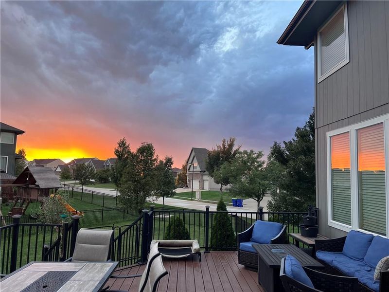 23635 W 92nd Ter, Lenexa, KS 66227