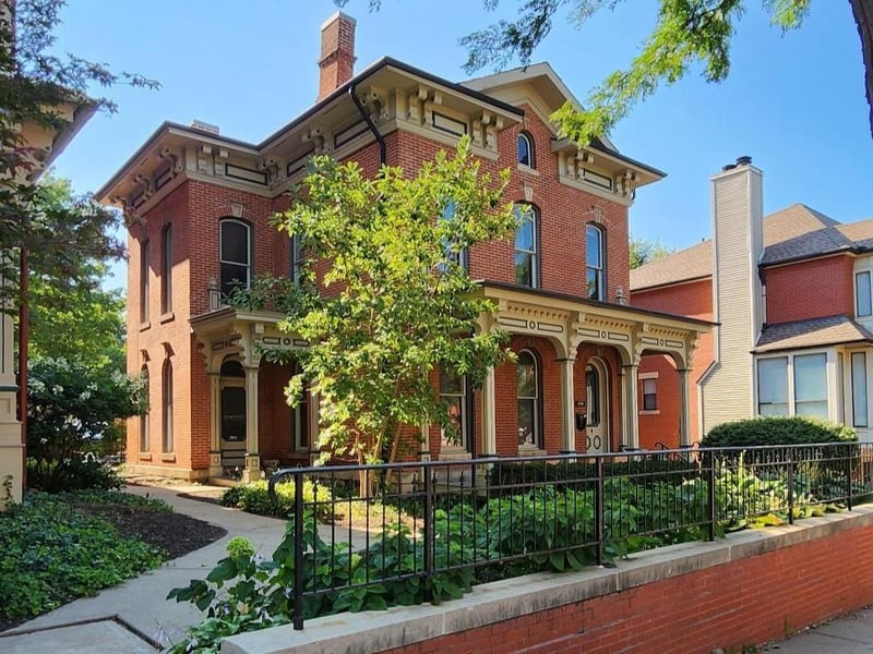 1070 Washington St, Kansas City, MO 64105