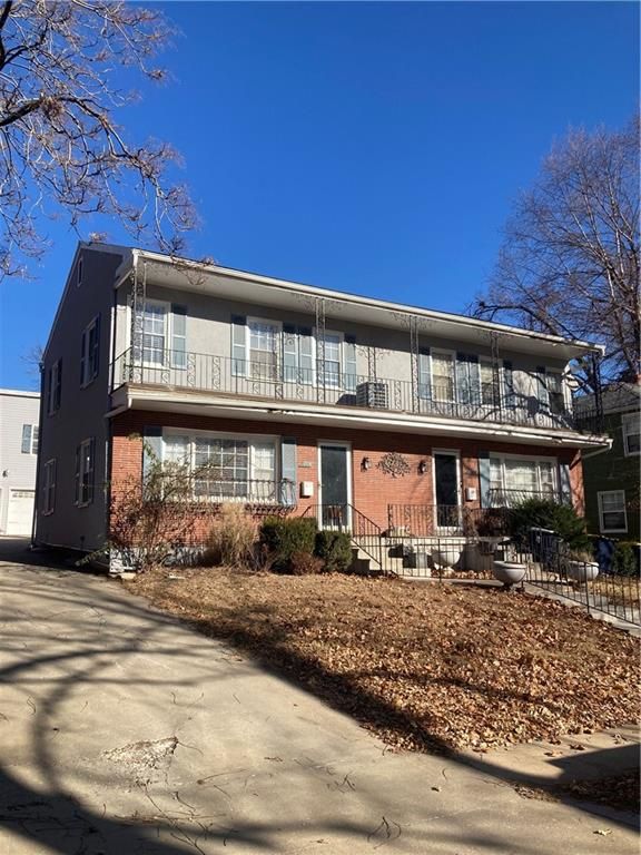 408 E 63rd Ter, Kansas City, MO 64110