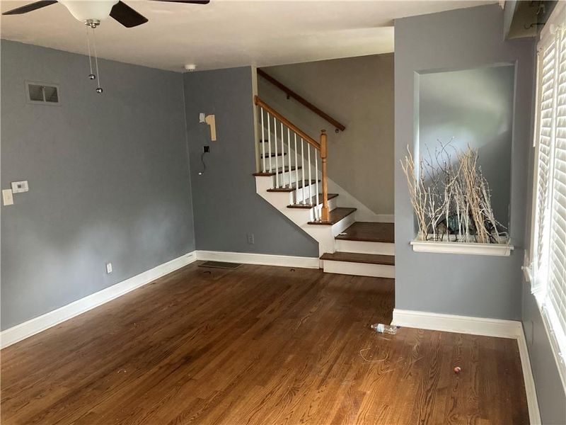 408 E 63rd Ter, Kansas City, MO 64110
