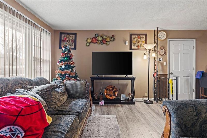 8408 E 110th St, Kansas City, MO 64134
