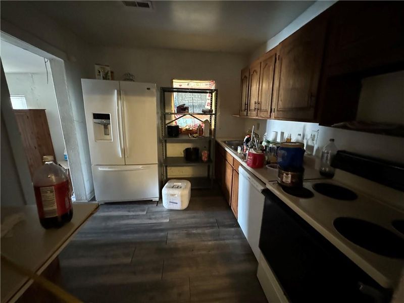 20 W 77th Ter, Kansas City, MO 64114