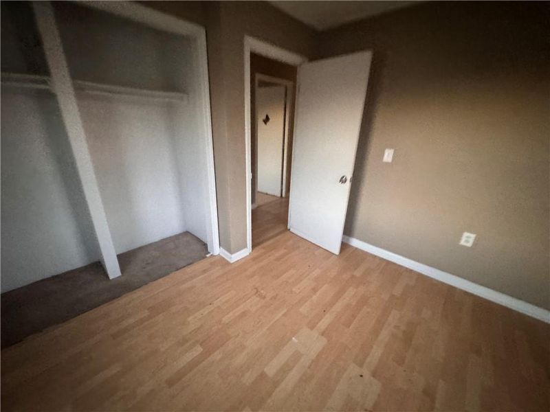 844 N 83rd St, Kansas City, KS 66112