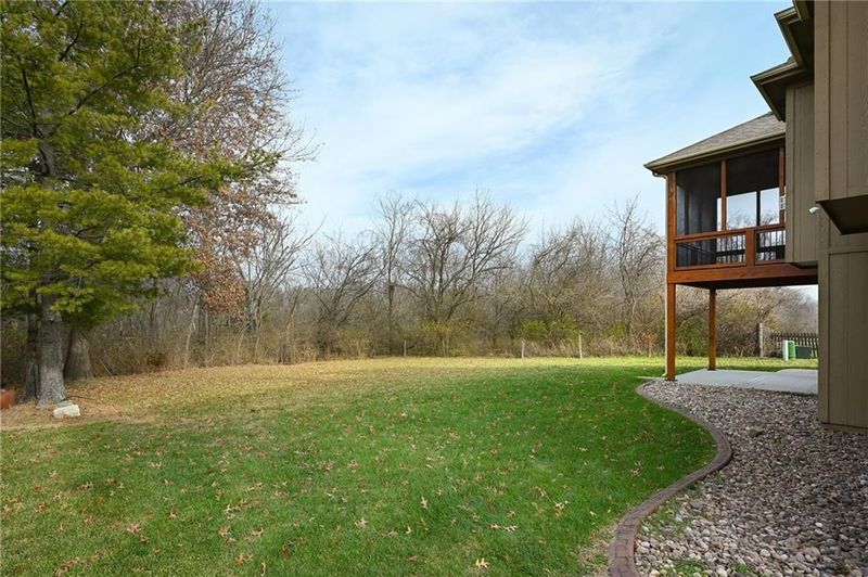16108 E 76th St, Kansas City, MO 64139