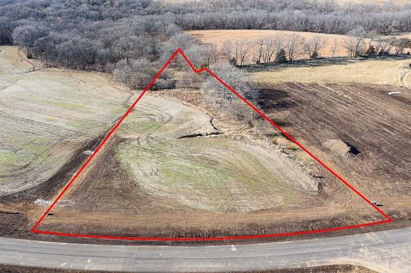 Lot 13 235th St, Tonganoxie, KS 66086