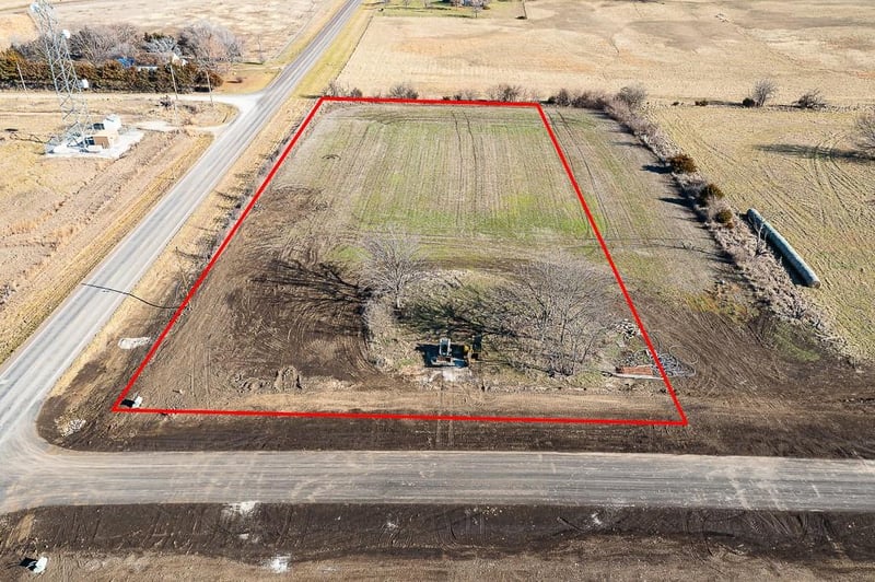 Lot 35 235th St, Tonganoxie, KS 66086