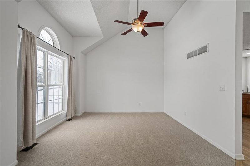 20290 W 219th Ter, Spring Hill, KS 66083