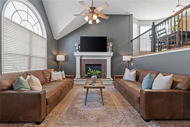 345 N Arroyo St, Olathe, KS 66061