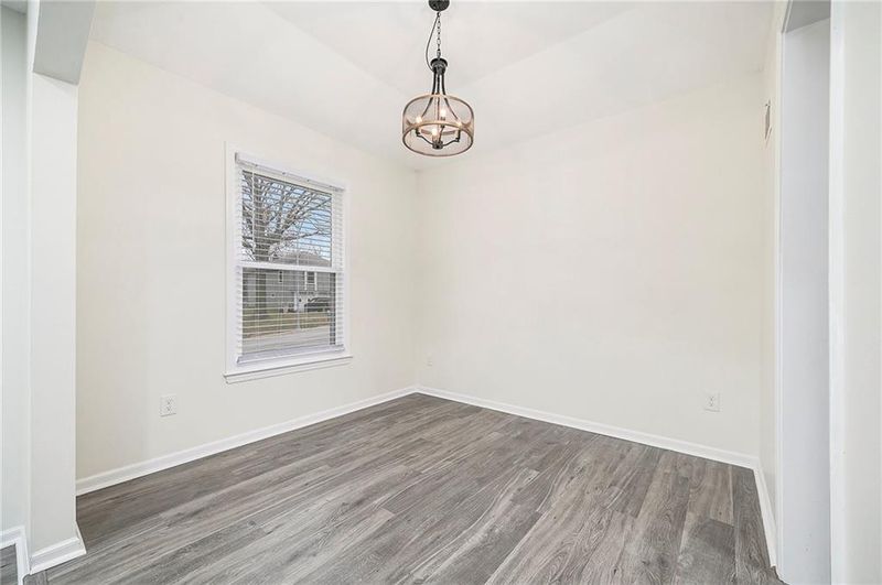 2401 E 109th St, Kansas City, MO 64131