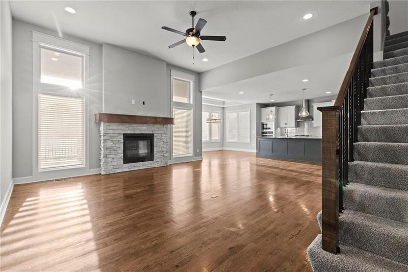 305 Prairie Point, Kearney, MO 64060