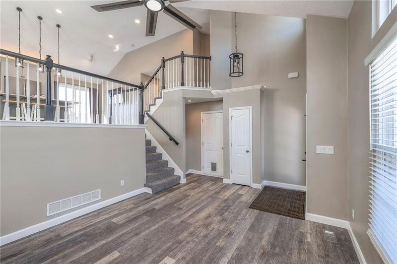 15754 S Locust St, Olathe, KS 66062