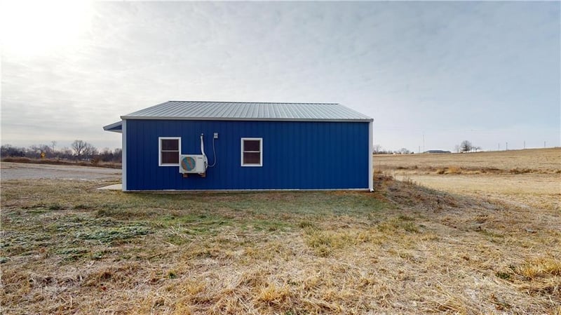 27471 E Axle Rd, Schell City, MO 64783