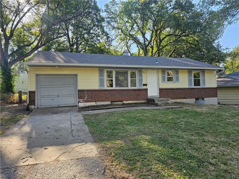 6905 E 98th Ter, Kansas City, MO 64134