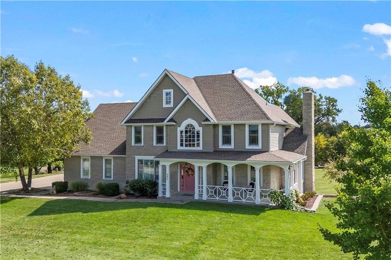507 Winslow Dr, Raymore, MO 64083