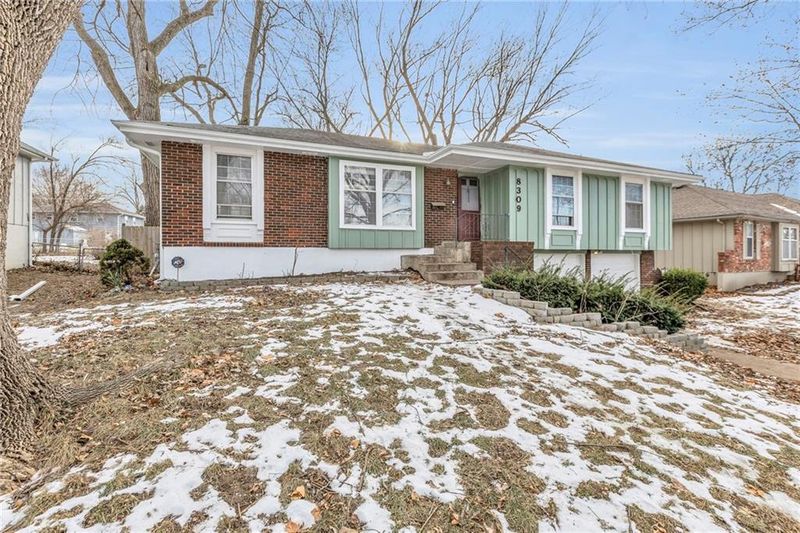 8309 E 104th St, Kansas City, MO 64134