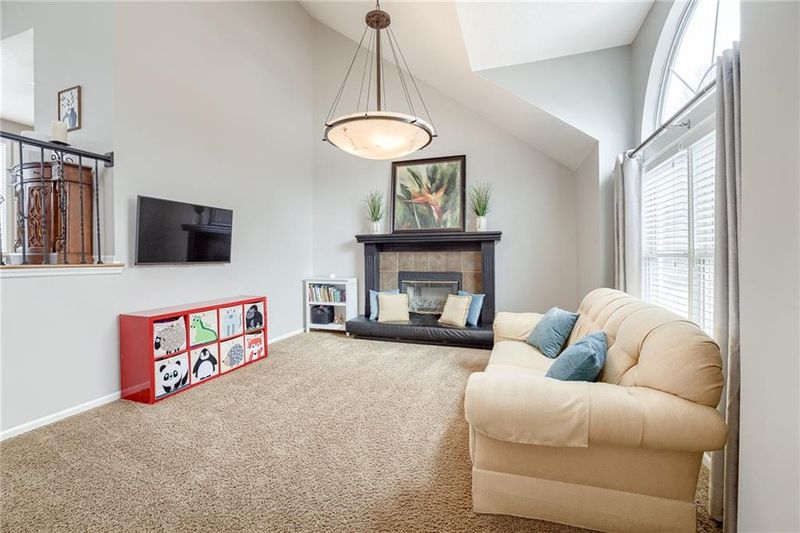 6232 W 156th St, Overland Park, KS 66223
