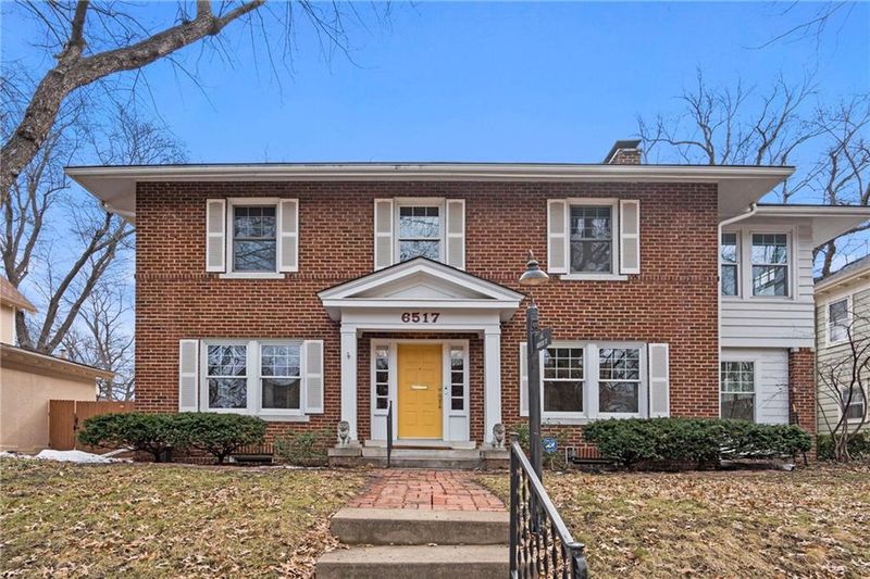 6517 Brookside Rd, Kansas City, MO 64113