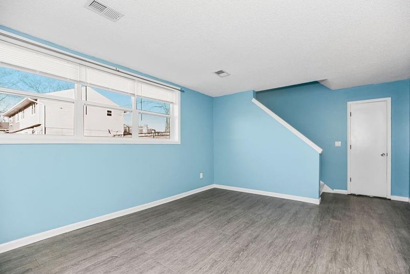1440 NW 64th Ter, Kansas City, MO 64118
