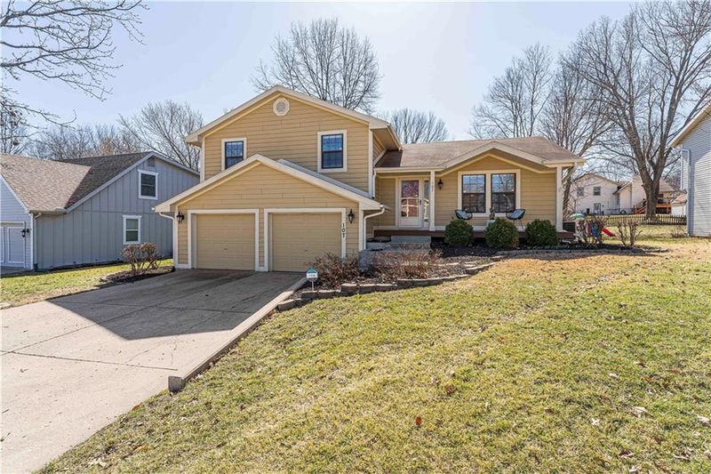 107 NW 102nd St, Kansas City, MO 64155