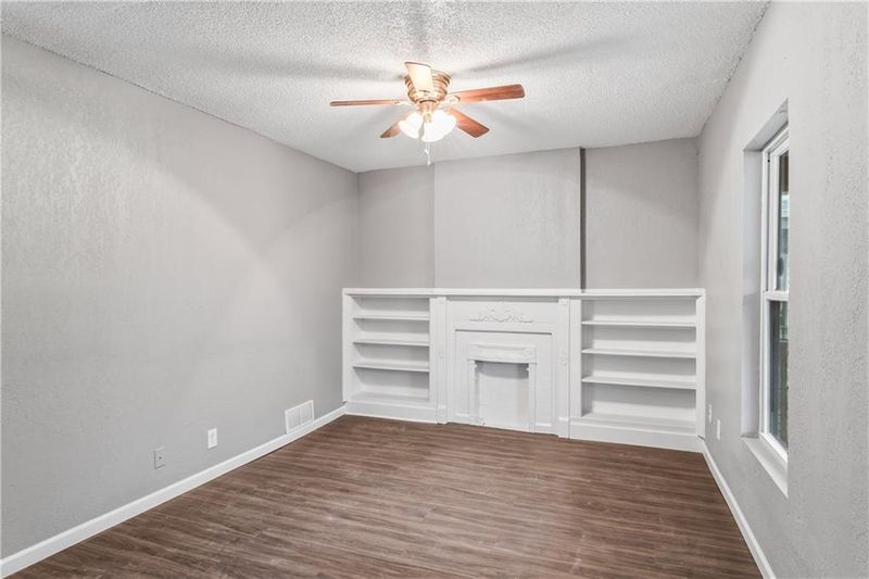 3416 Park Ave, Kansas City, MO 64109