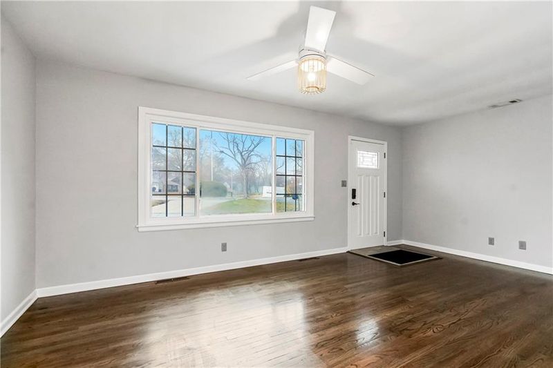 9223 Washington St, Kansas City, MO 64114