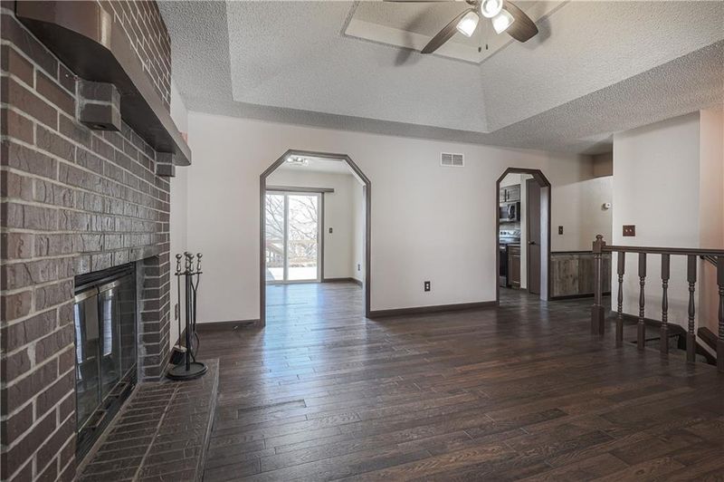 2934 S 42nd St, Kansas City, KS 66106
