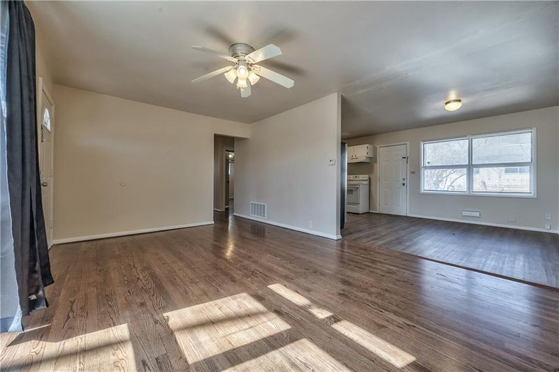 7700 E 112th St, Kansas City, MO 64134