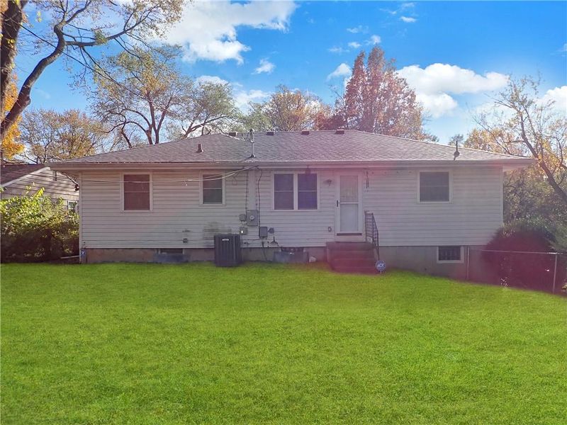6504 E 133 Ter, Grandview, MO 64030