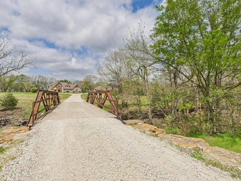 994 187th Ter, Fort Scott, KS 66701