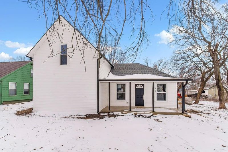 108 E Cass St, Drexel, MO 64742