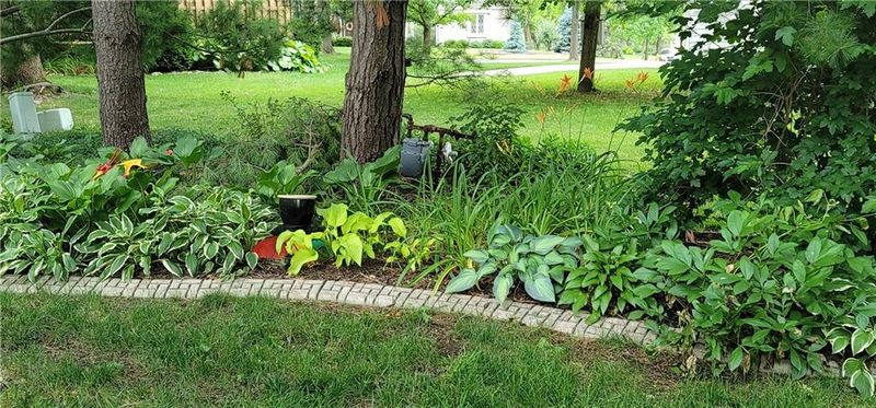 12508 King St, Overland Park, KS 66213