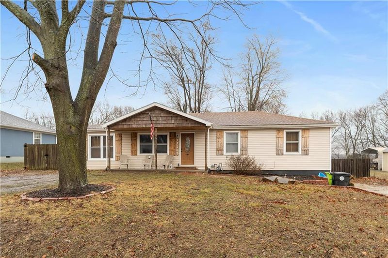 17205 Cerrito Dr, Belton, MO 64012