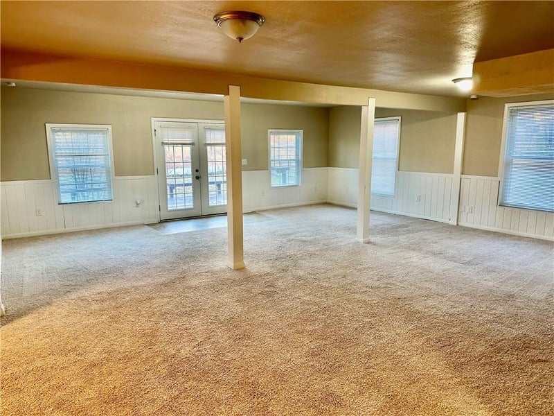 18555 NW Jones Myer Rd, Kansas City, MO 64153
