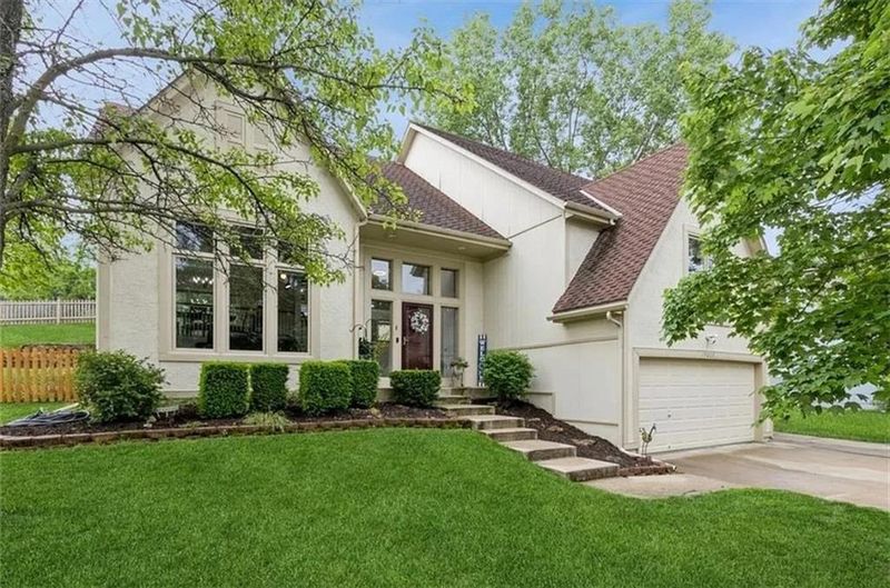 14003 W 58th Pl, Shawnee, KS 66216
