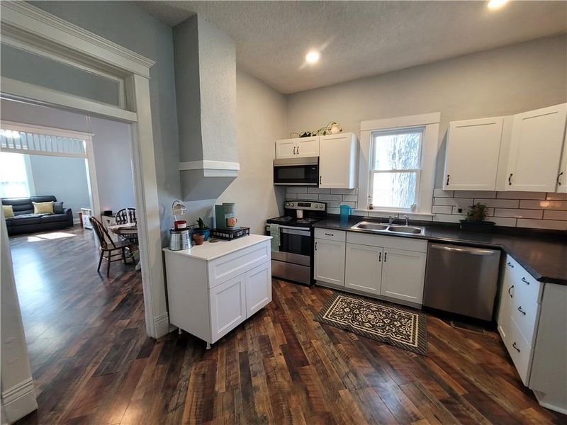 2022 Franklin Ave, Lexington, MO 64067