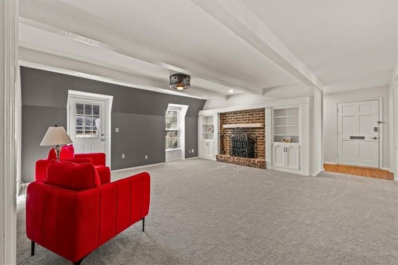 5713 Metcalf Ct #Bldg 4, 42, Overland Park, KS 66202