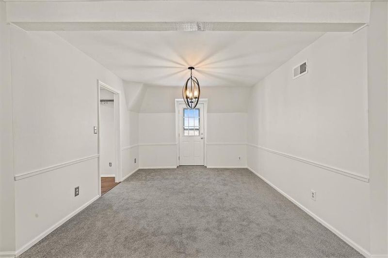 5713 Metcalf Ct #Bldg 4, 42, Overland Park, KS 66202