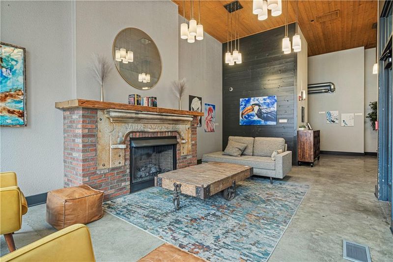 1535 Walnut St #106, Kansas City, MO 64108