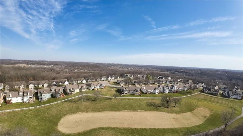8806 Crysler Ave, Kansas City, MO 64138